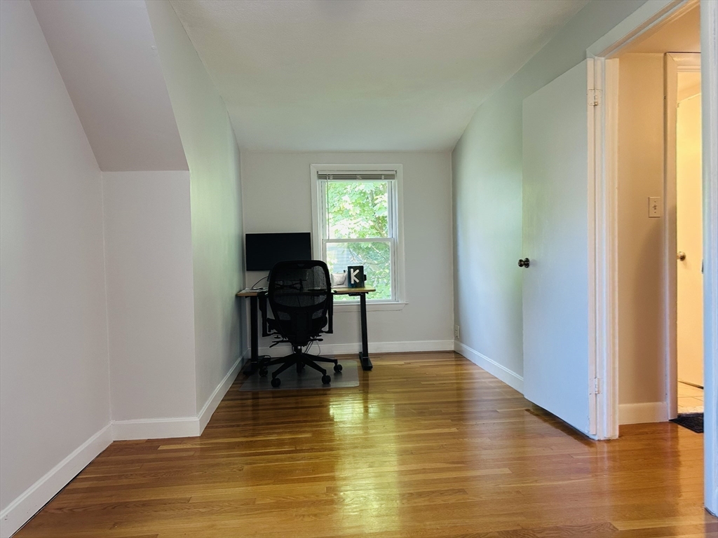 20 Rockview Road, Unit 4 Quincy, MA 02169 - Photo 18 of 25