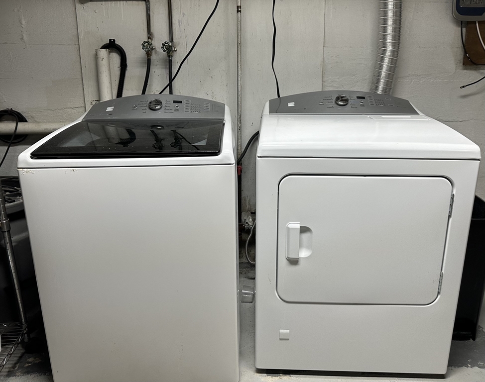 20 Rockview Road, Unit 4 Quincy, MA 02169 - Photo 21 of 25