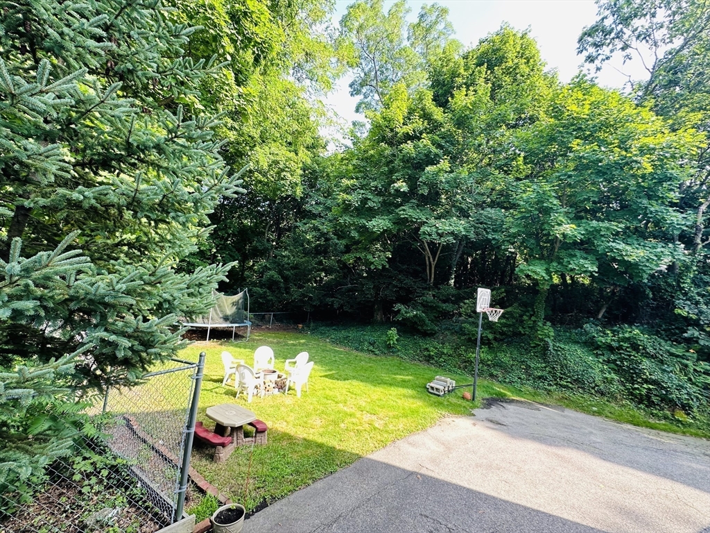 20 Rockview Road, Unit 4 Quincy, MA 02169 - Photo 24 of 25