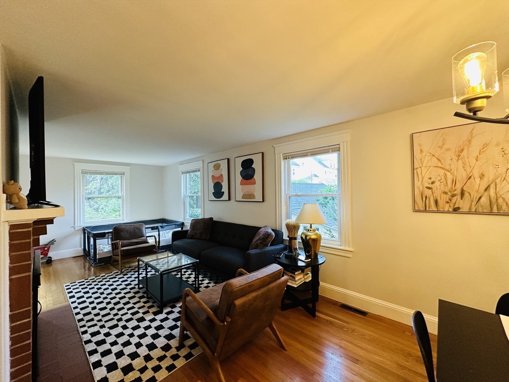 20 Rockview Road, Unit 4 Quincy, MA 02169 - Photo 4 of 25