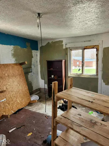 $20,000 | 410 North Main Street, Lynn, IN 47355