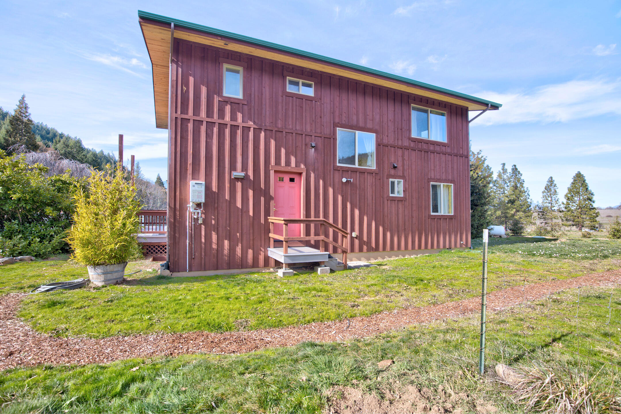 1015 Panther Gulch Road Williams, OR 97544 - Photo 24 of 49 panther007