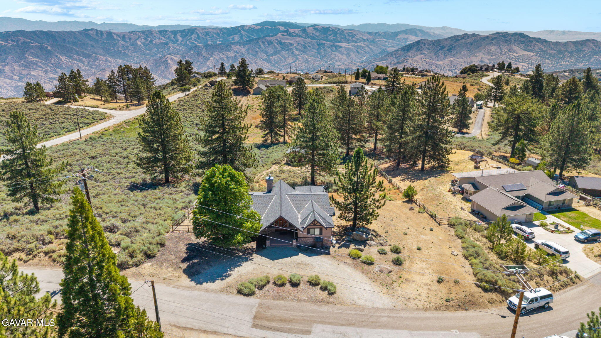 25620 High Rock Court Tehachapi, CA 93561 - Photo 3 of 49 3-web-or-mls-DJI_20260707104535_0046_D