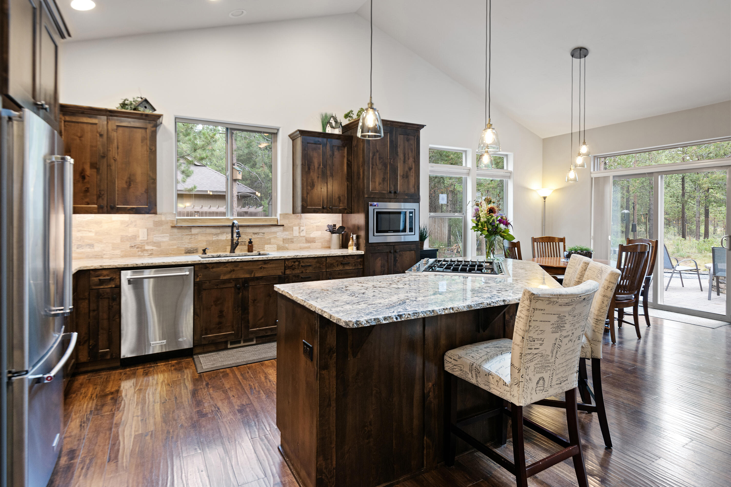 56100 Sandpiper Road Bend, OR 97707 - Photo 10 of 42 10