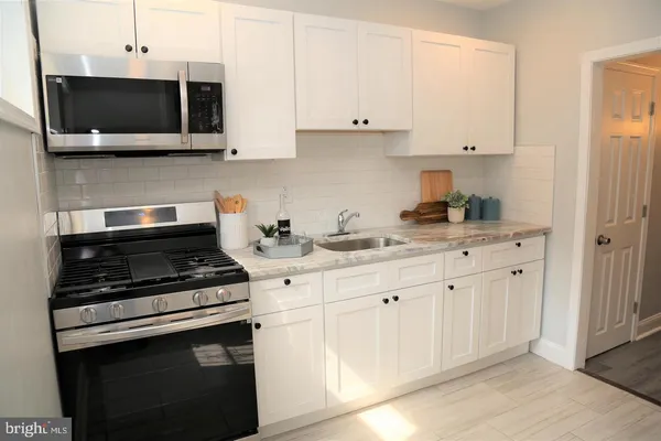 $2,000 | 1930 South Beechwood Street, Philadelphia, PA 19145
