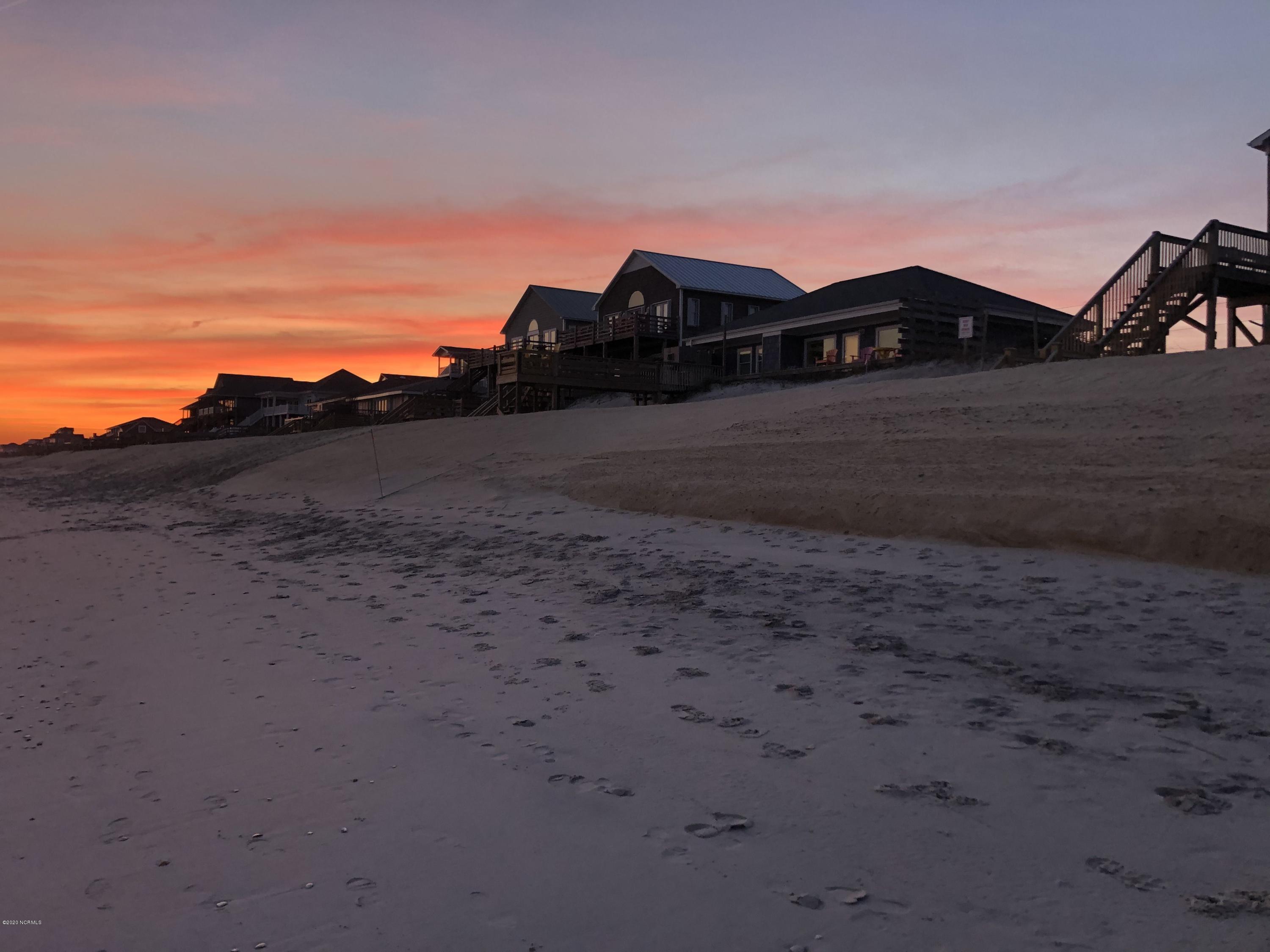 68 E Ridge Surf City, NC 28445 - Photo 29 of 40 29_29_5f393e59a988a_8860