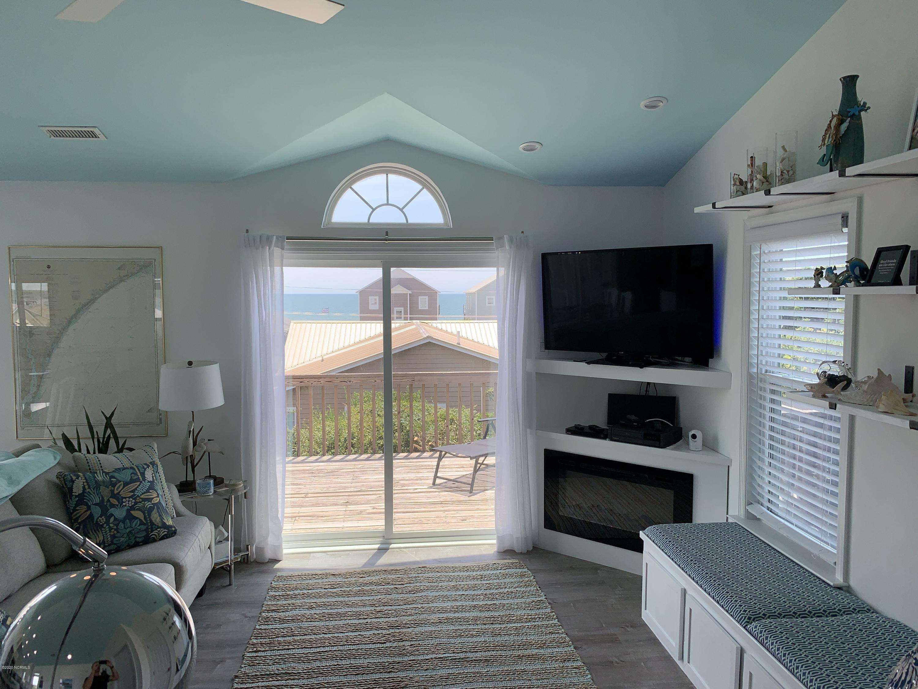 68 E Ridge Surf City, NC 28445 - Photo 9 of 40 9_8_5f3879f36d919_8860
