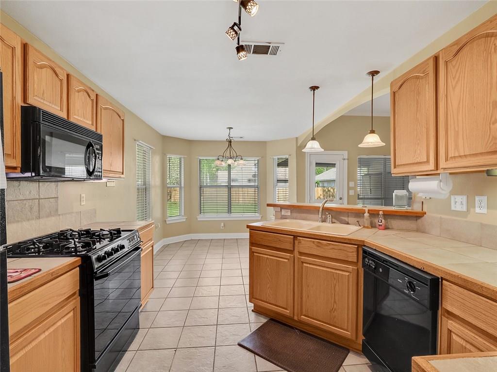 691 Labarre Street Mandeville, LA 70448 - Photo 2 of 9 Gallery Image 2