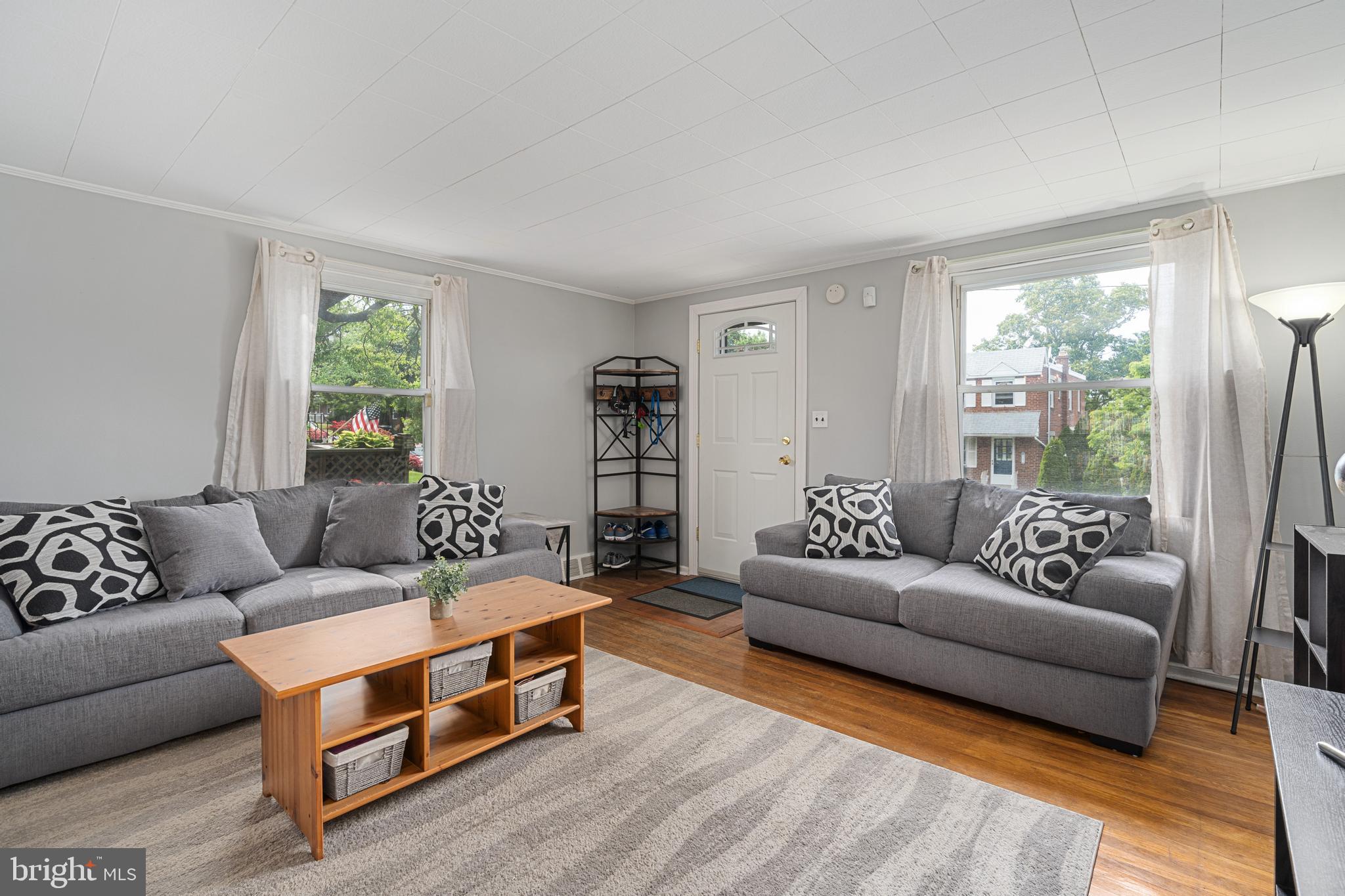 583 Pedley Road Philadelphia, PA 19128 - Photo 8 of 36 Gallery Image 8