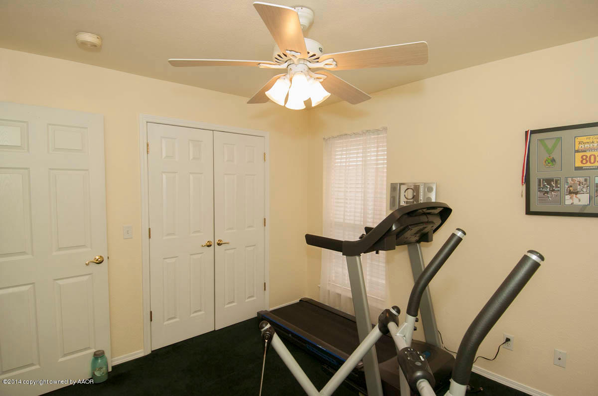 8104 Sheldon Road Amarillo, TX 79119 - Photo 17 of 22 Back Bedroom