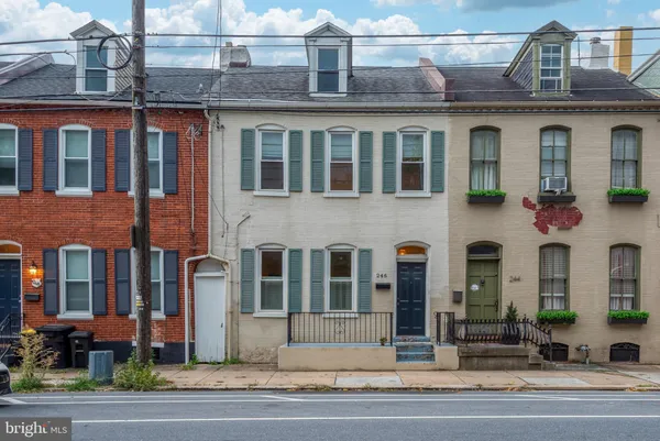 $285,000 | 246 East Walnut Street, Lancaster, PA 17602