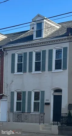 $285,000 | 246 East Walnut Street, Lancaster, PA 17602