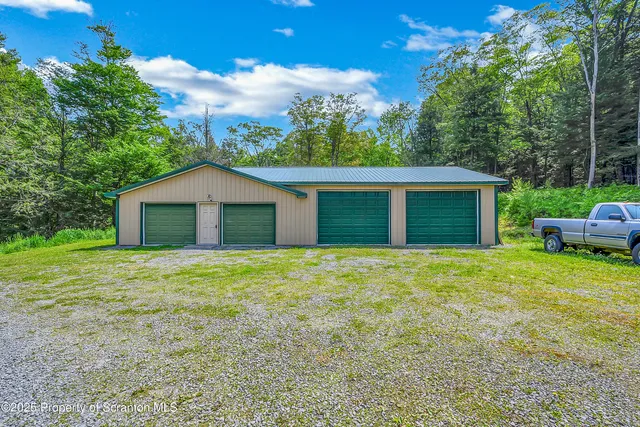 $825,000 | 1742 Highway 848, New Milford, PA 18834