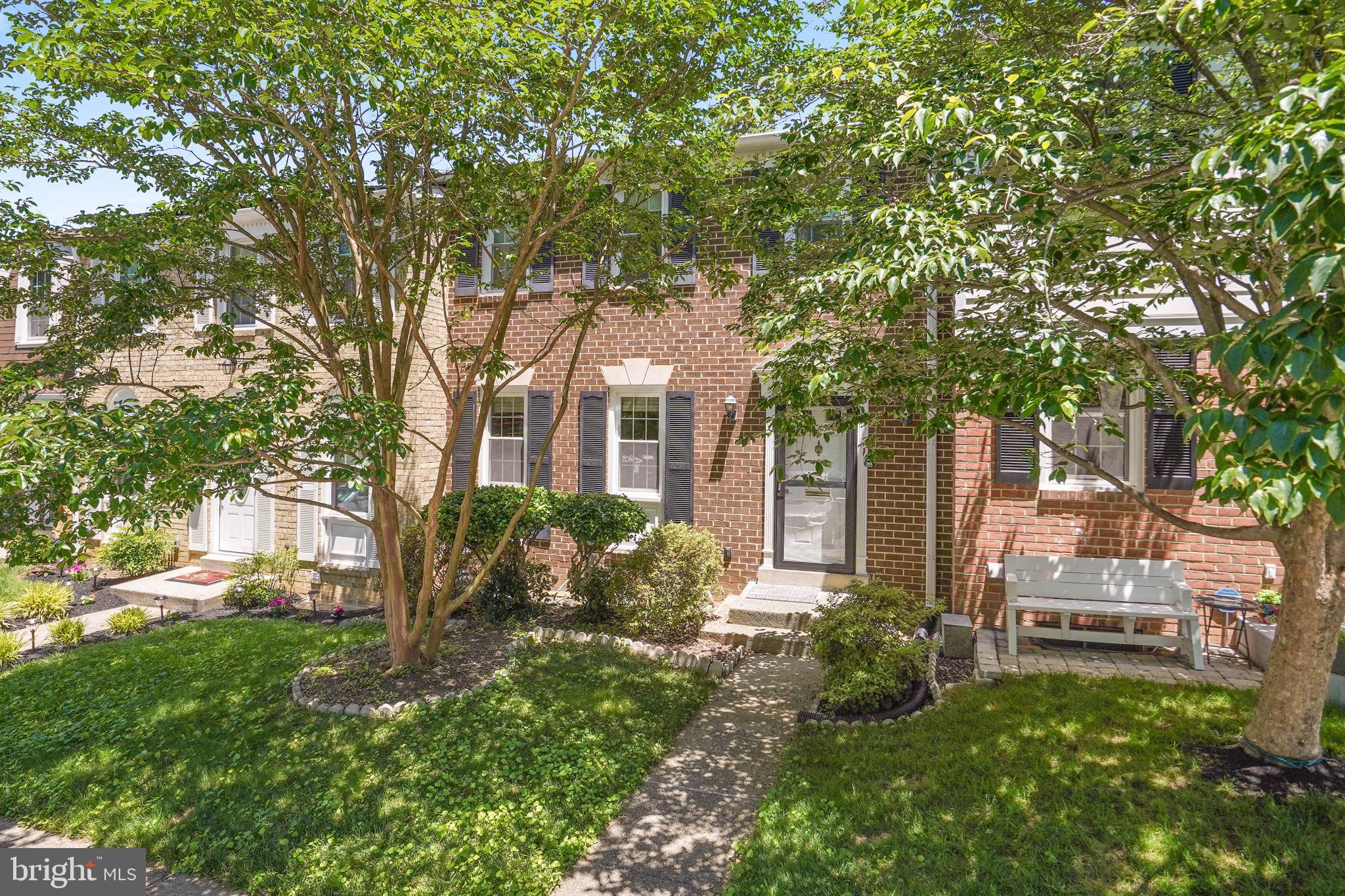 99 Oak Shade Road Gaithersburg, MD 20878 - Photo 1 of 26 Gallery Image 1