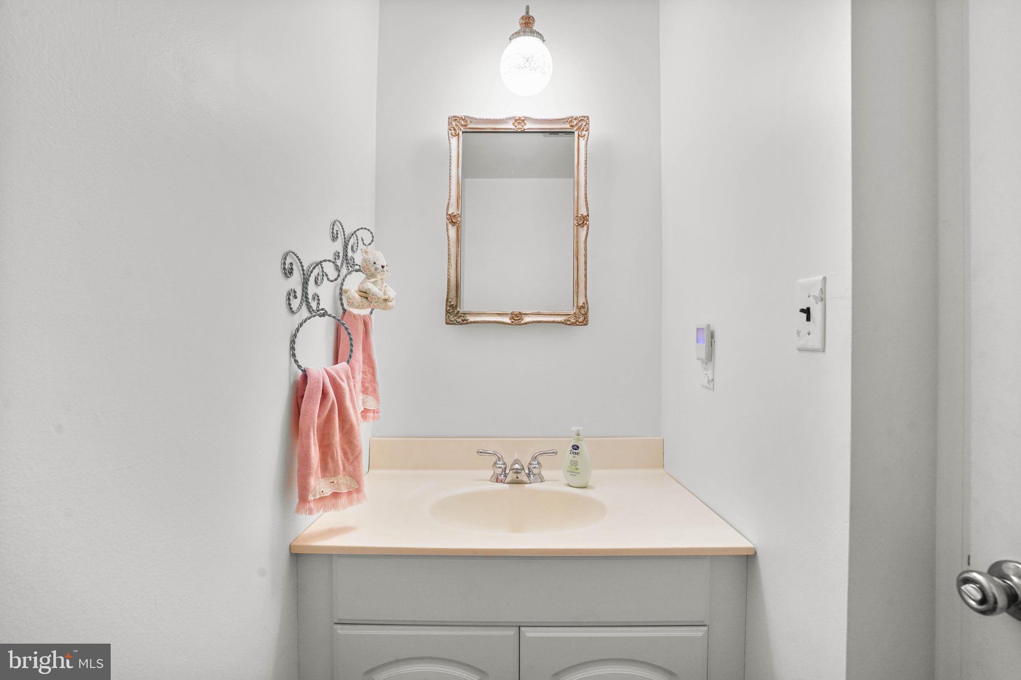 99 Oak Shade Road Gaithersburg, MD 20878 - Photo 16 of 26 Gallery Image 16