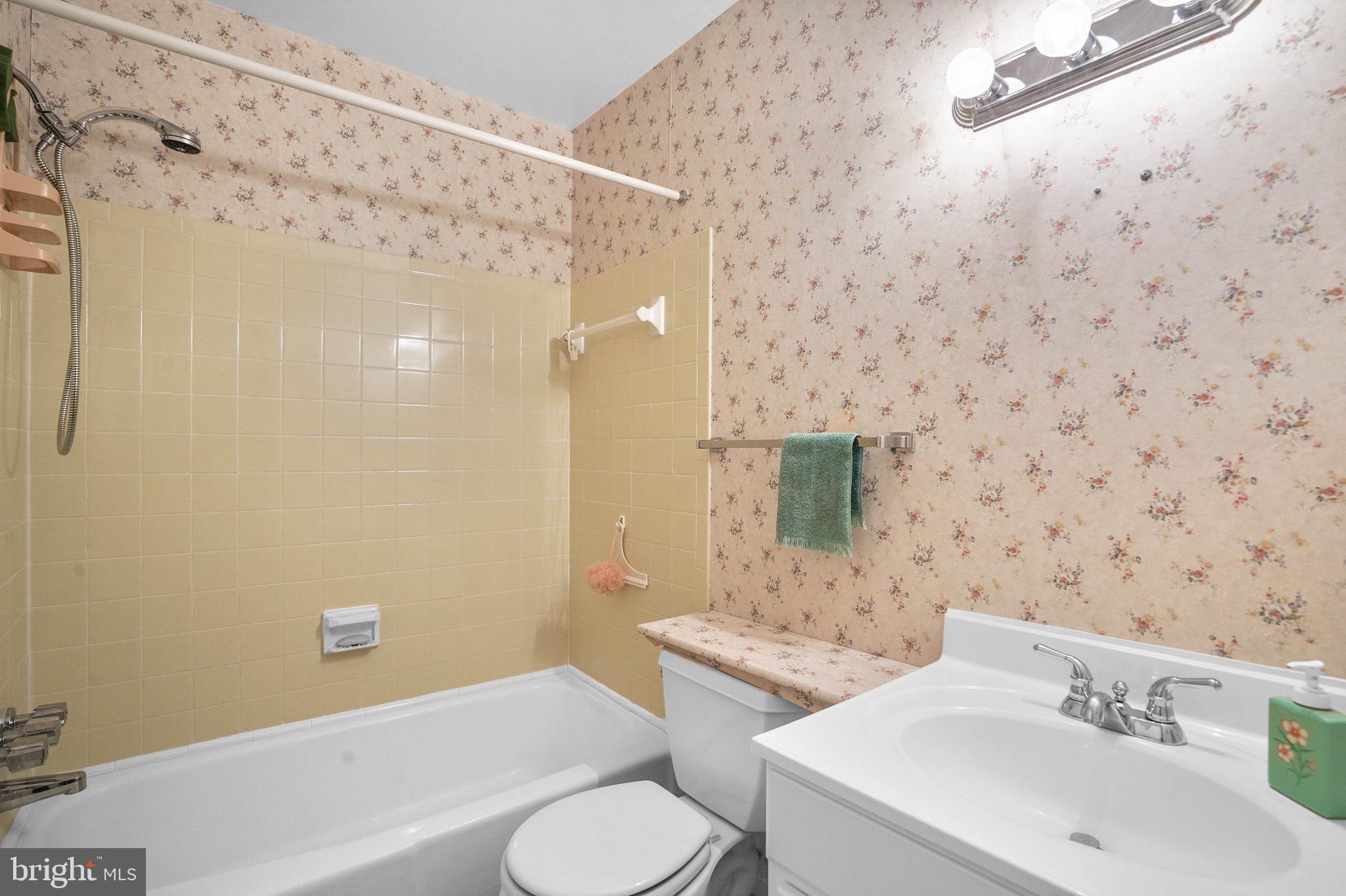 99 Oak Shade Road Gaithersburg, MD 20878 - Photo 18 of 26 Gallery Image 18