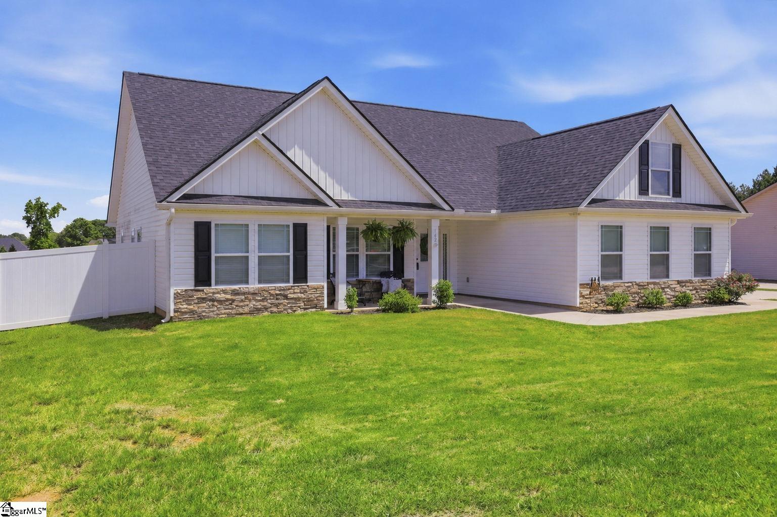 142 Peachtree Road Boiling Springs, SC 29316 - Photo 3 of 38