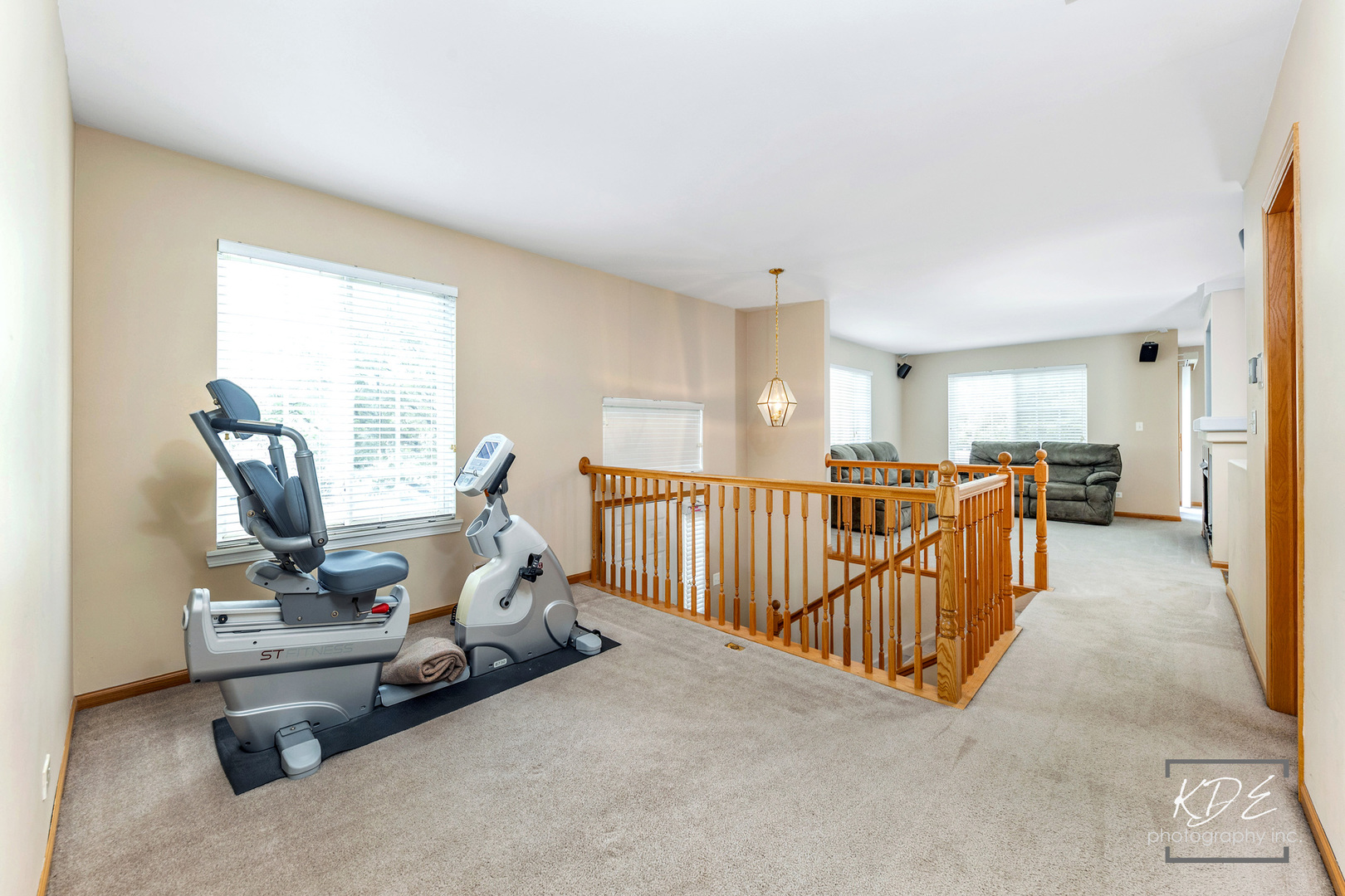 2330 Twilight Drive Aurora, IL 60503 - Photo 11 of 27 a living room with furniture and a large window
