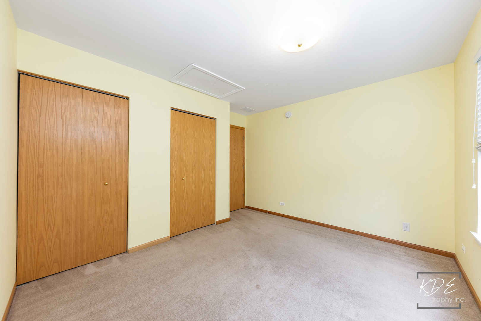 2330 Twilight Drive Aurora, IL 60503 - Photo 12 of 27 a view of an empty room