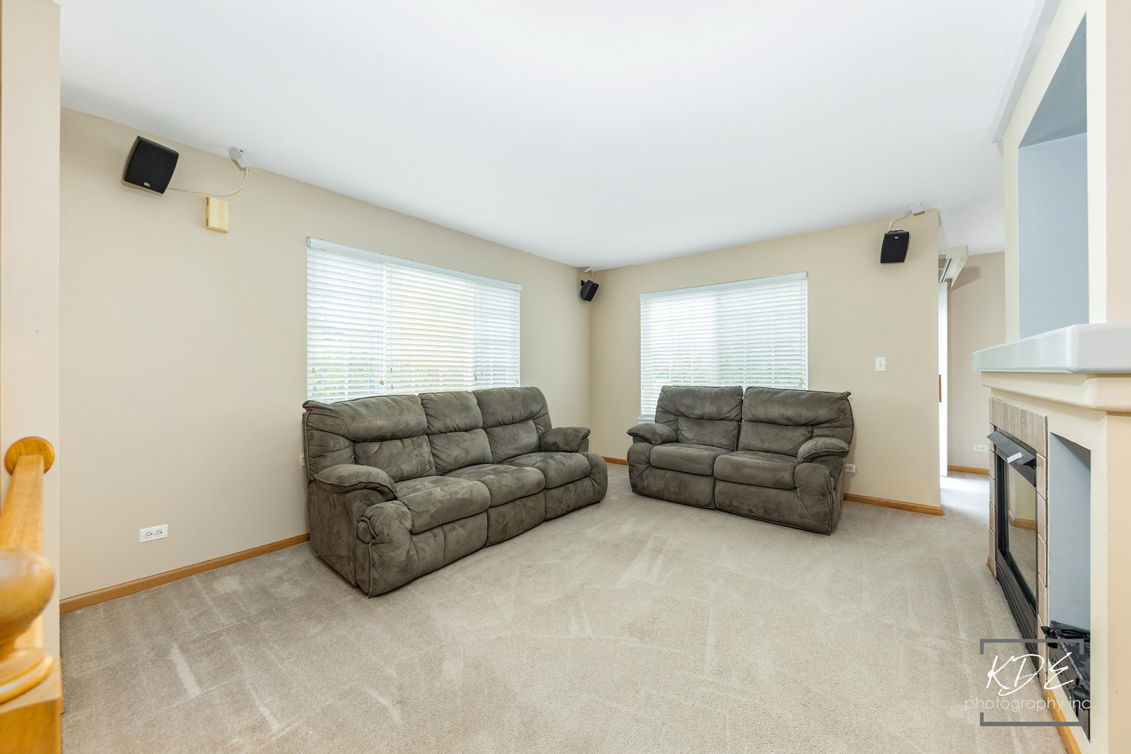 2330 Twilight Drive Aurora, IL 60503 - Photo 4 of 27 a living room with furniture and a fireplace