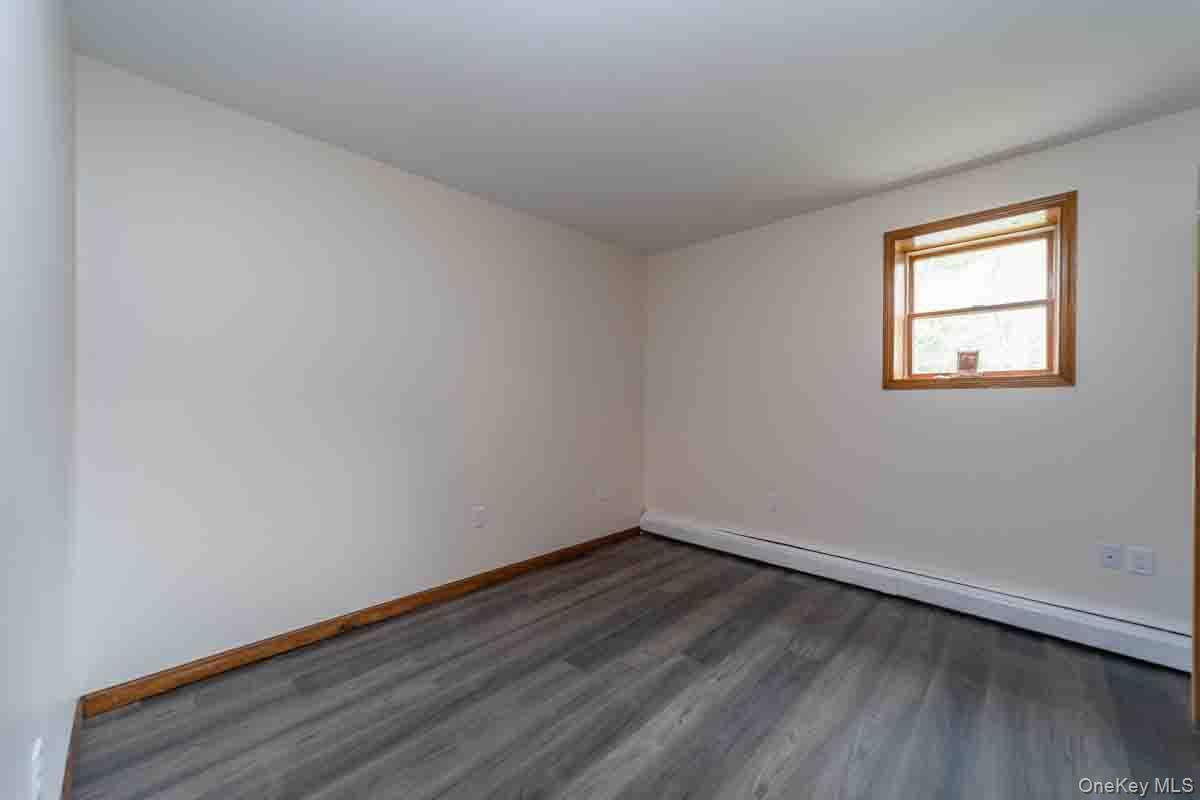 126 Red Top Road, Unit B Wallkill, NY 12589 - Photo 12 of 15