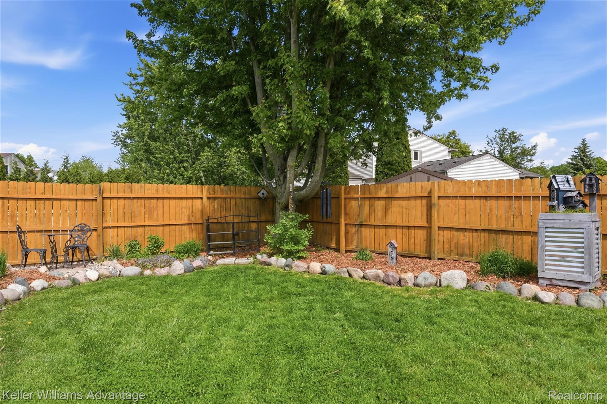 42505 Saltz Road Canton, MI 48187 - Photo 42 of 52 View of fenced backyard