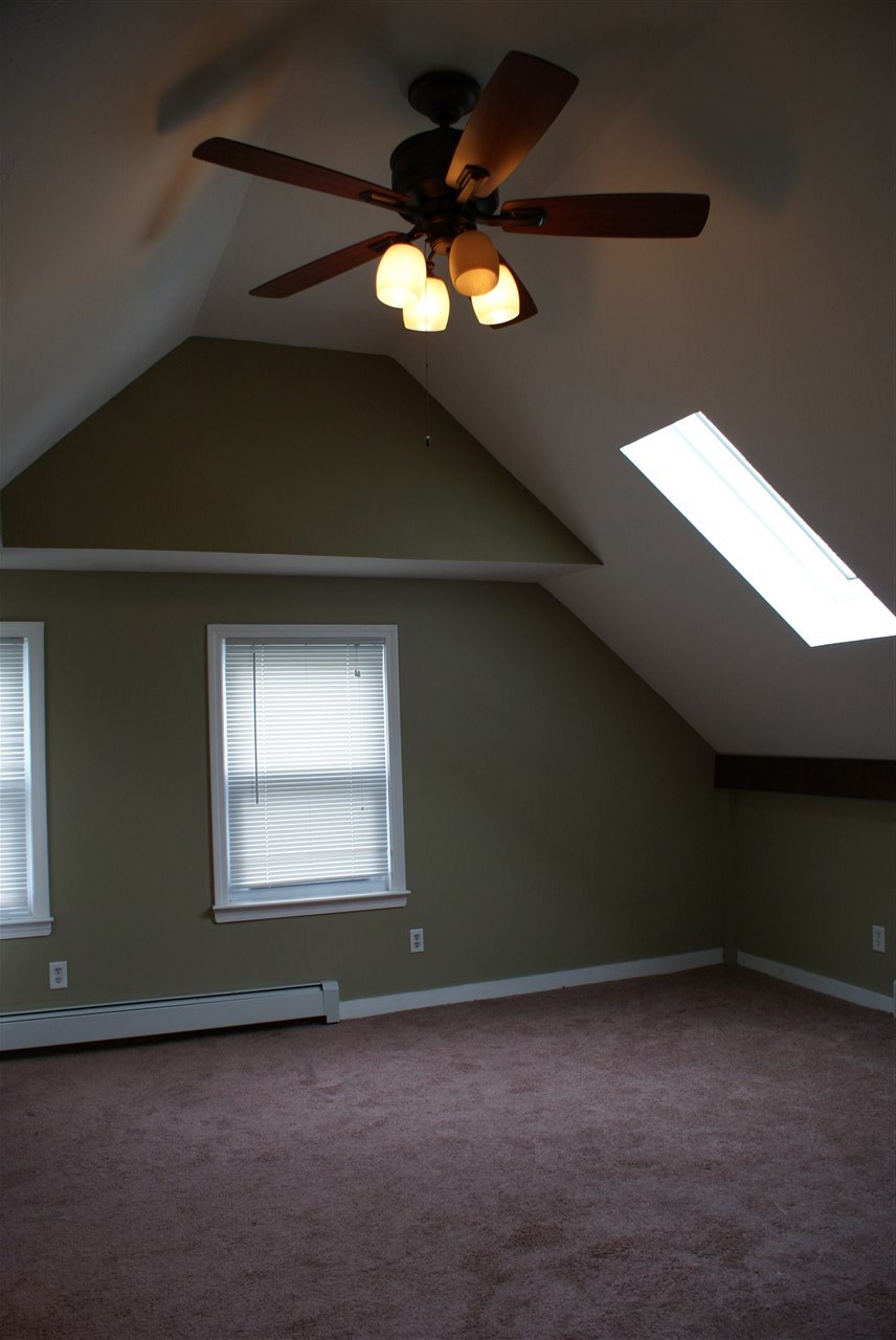 928 Mammoth Road Manchester, NH 03104 - Photo 31 of 40 Gallery Image 31