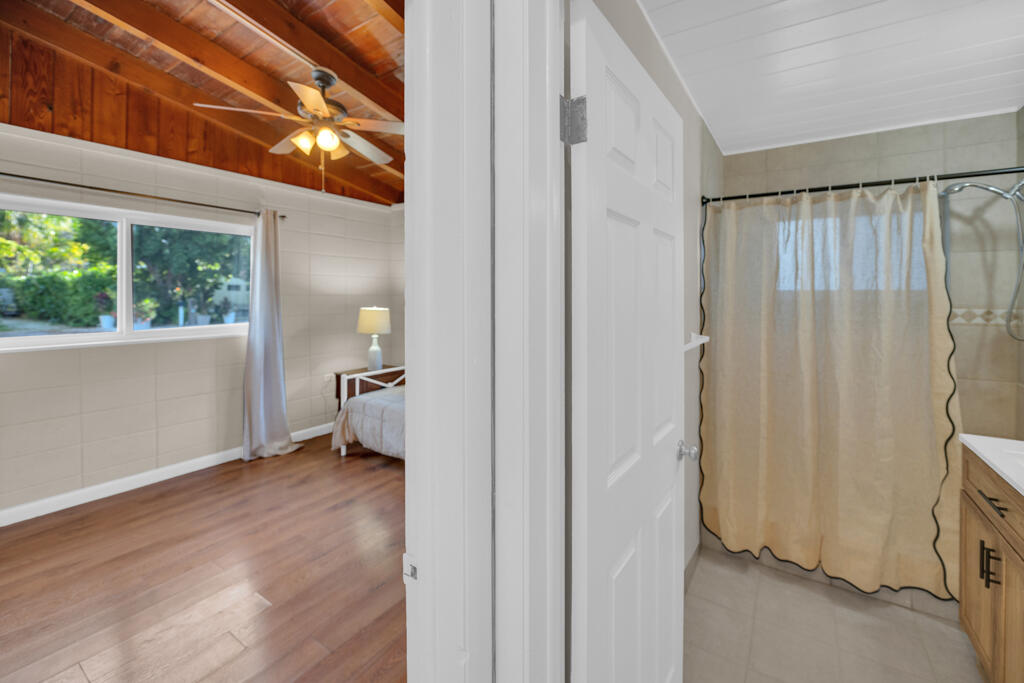 124 South Hammock Road Islamorada, FL 33036 - Photo 17 of 23 Guest 1