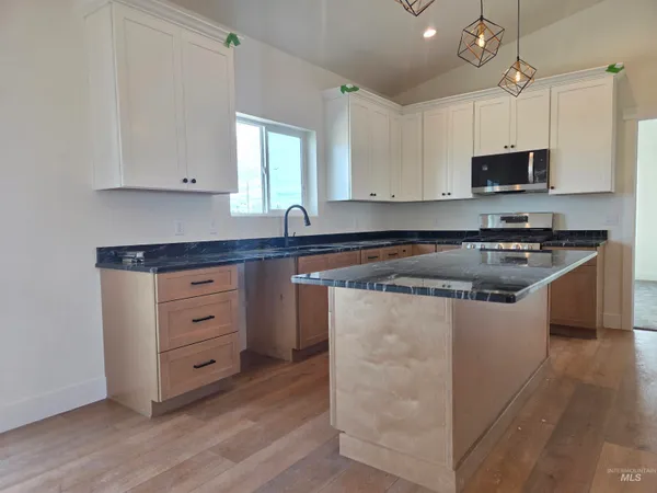 $379,000 | 1212 Sage Lane, Rupert, ID 83350