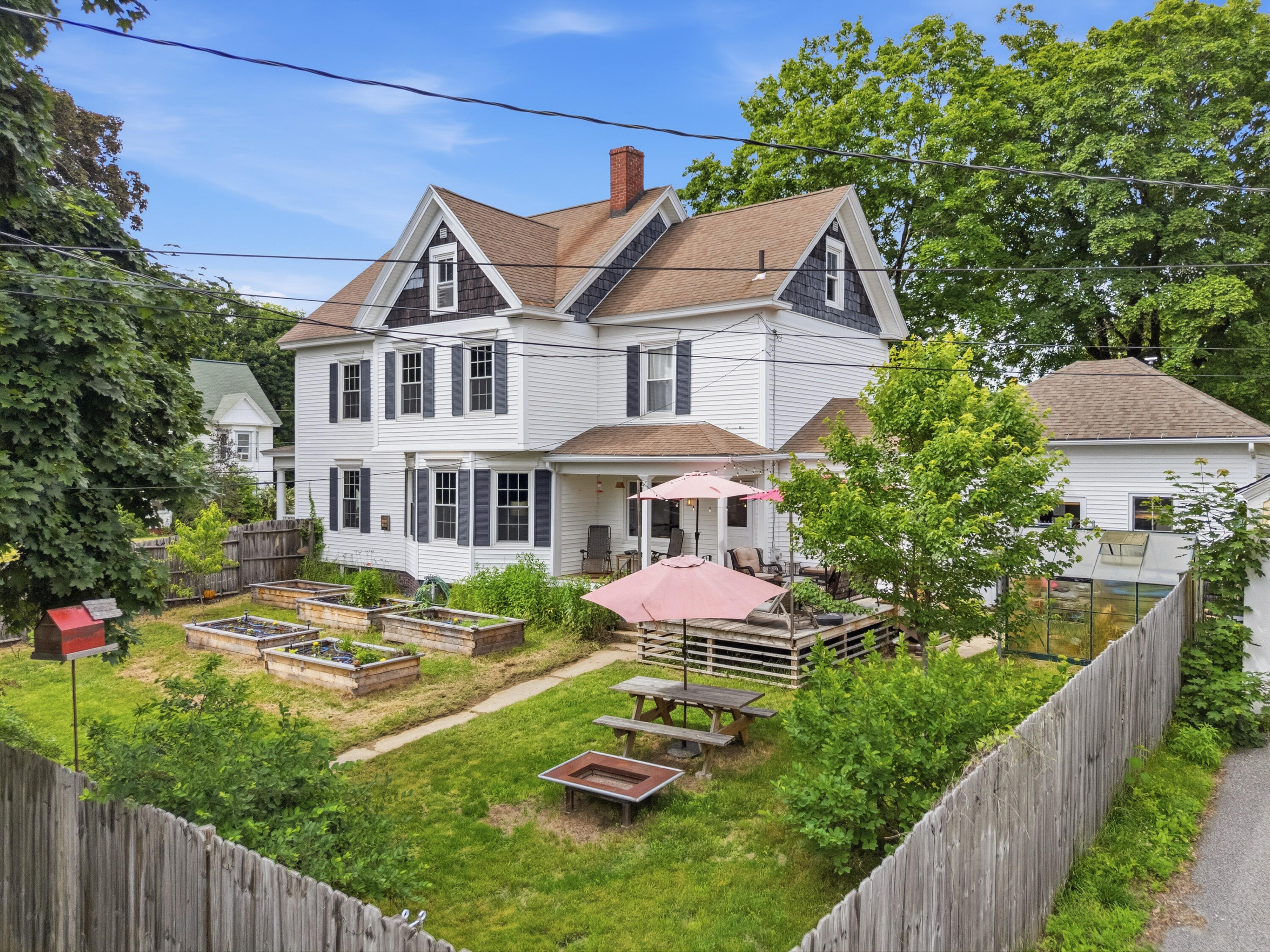 17 Addison Street Lisbon, ME 04252 - Photo 4 of 71 photos_high_resolution_17_Addison_St_165