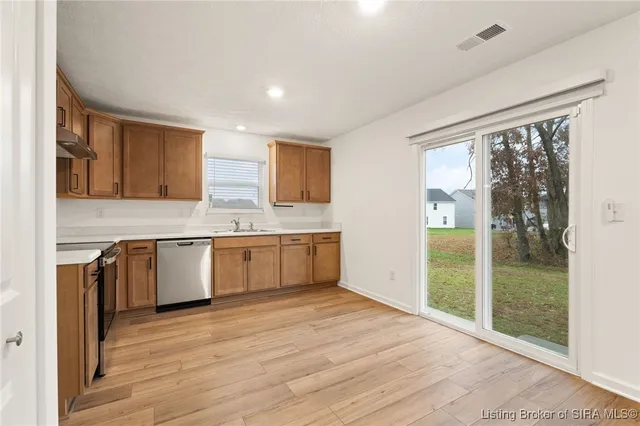 $273,900 | 5009 Schaefer Lane, Floyds Knobs, IN 47119