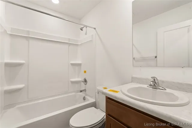 $273,900 | 5009 Schaefer Lane, Floyds Knobs, IN 47119