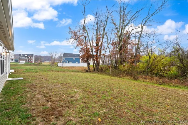 $273,900 | 5009 Schaefer Lane, Floyds Knobs, IN 47119