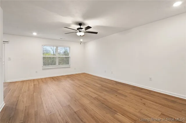 $273,900 | 5009 Schaefer Lane, Floyds Knobs, IN 47119