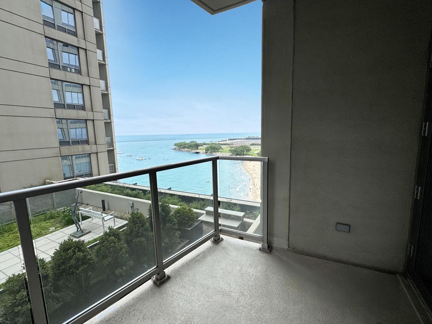 600 North Lake Shore Drive, Unit 1110 Chicago, IL 60611 - Photo 12 of 35 a view of front door