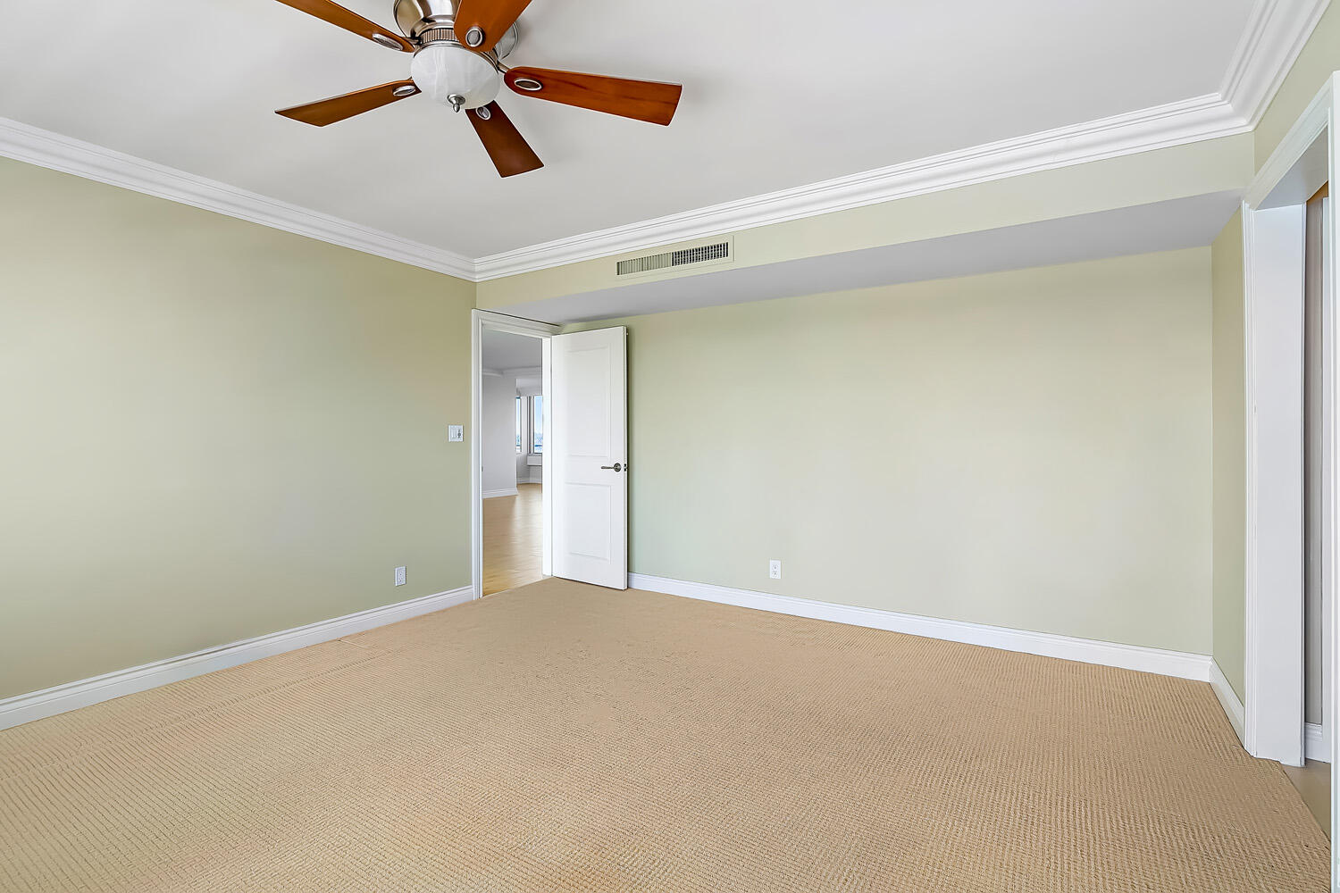 215 North Birch Road, Unit 5B Fort Lauderdale, FL 33304 - Photo 40 of 73 a view of an empty room