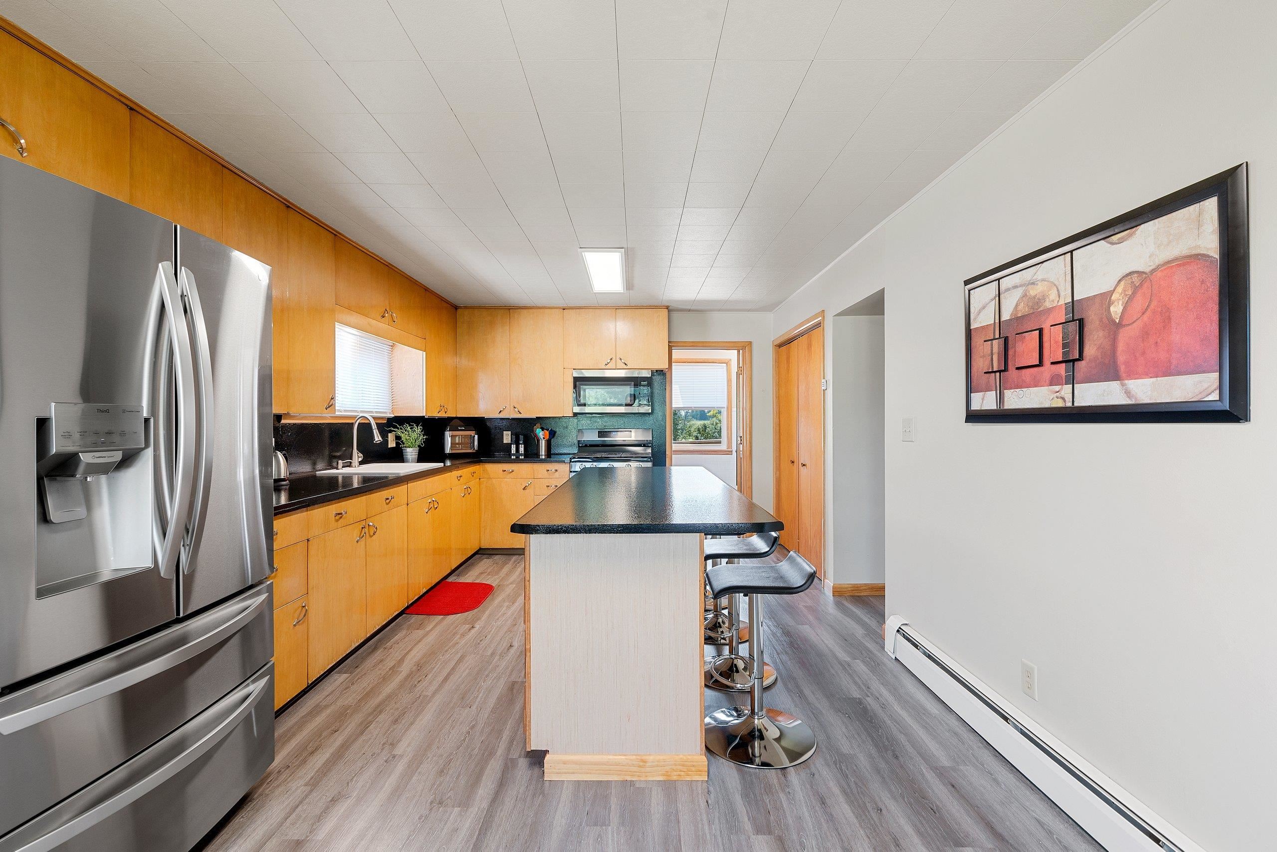 N555 Brown Road Weyauwega, WI 54983 - Photo 13 of 55