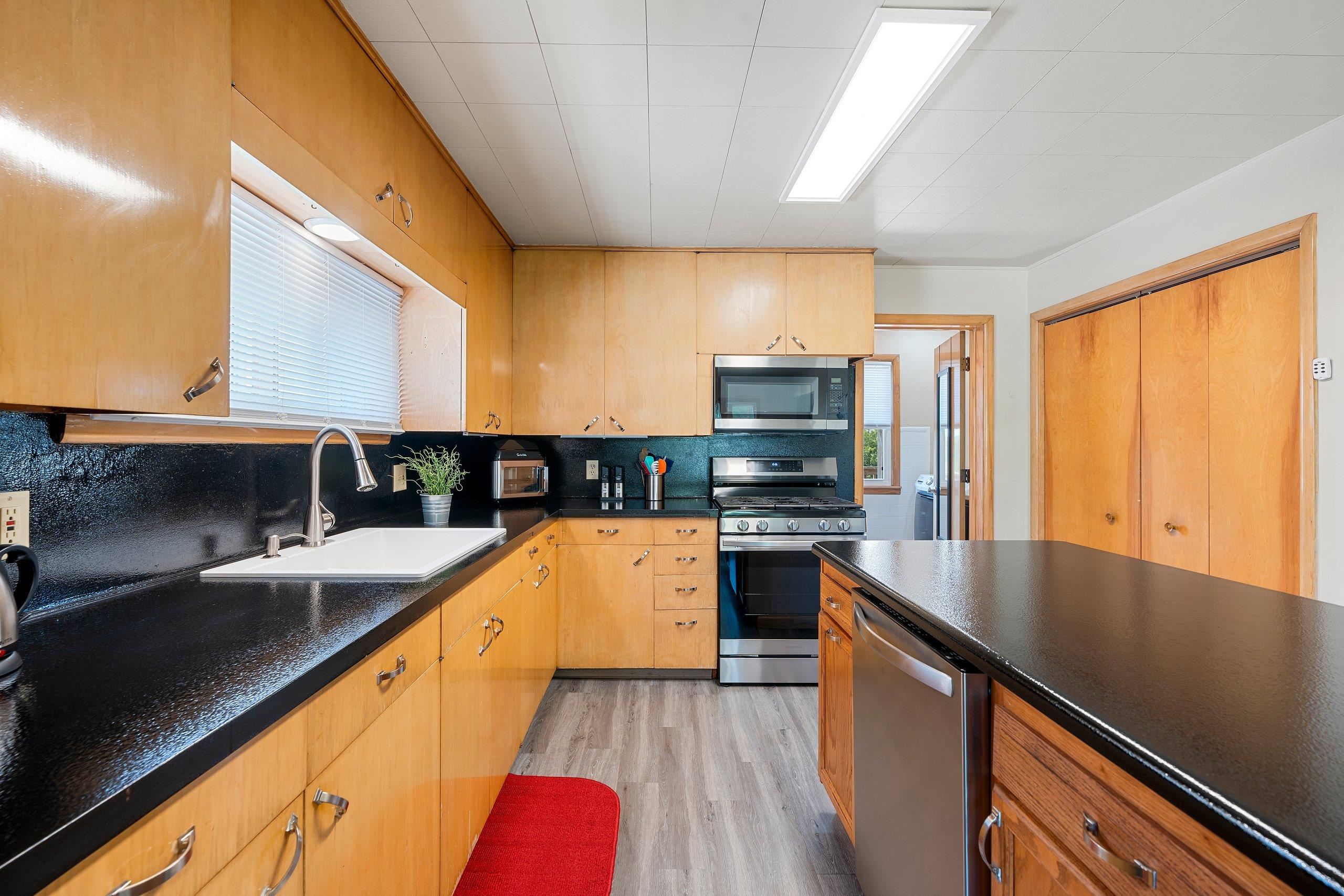 N555 Brown Road Weyauwega, WI 54983 - Photo 19 of 55