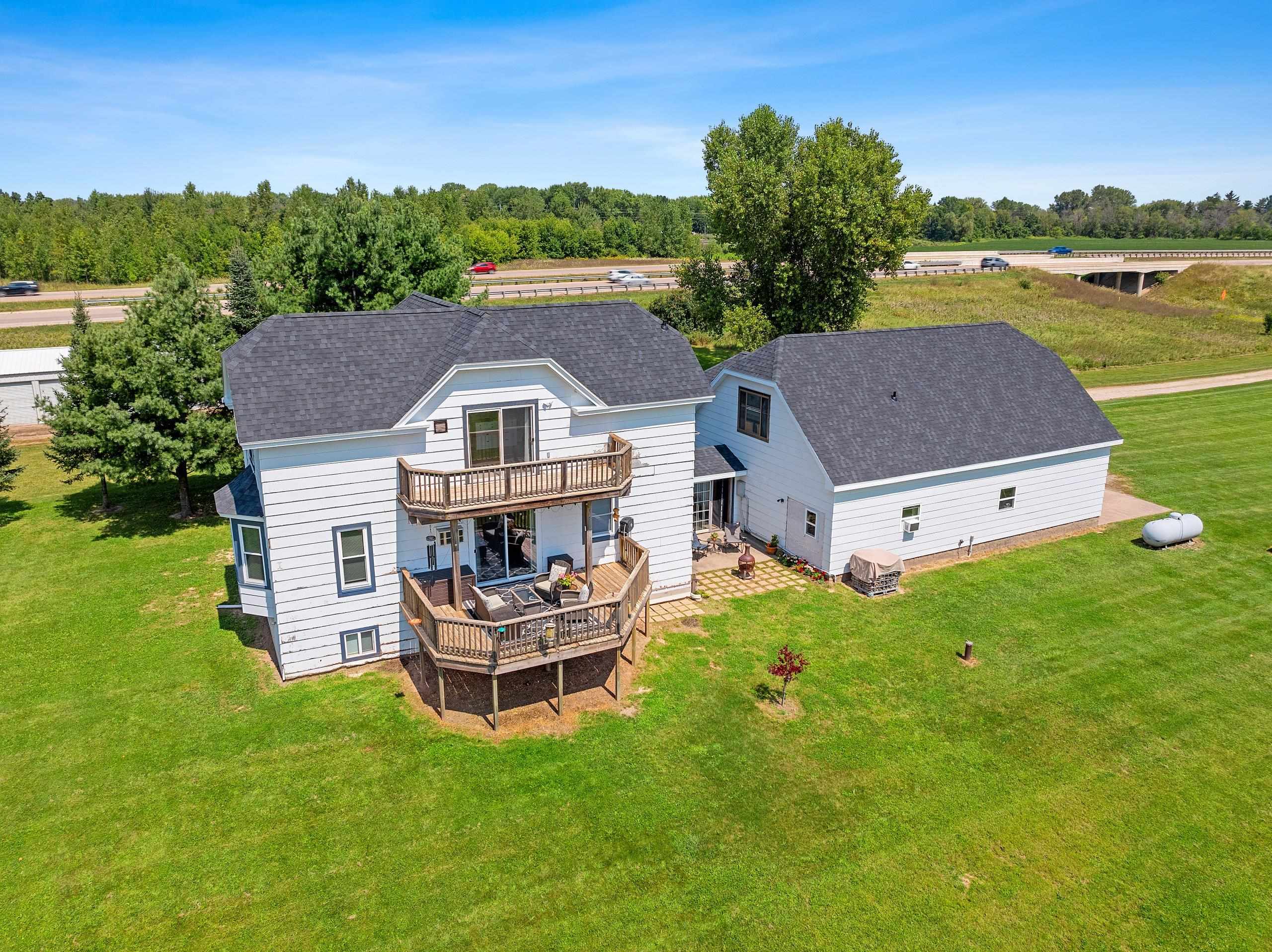 N555 Brown Road Weyauwega, WI 54983 - Photo 4 of 55