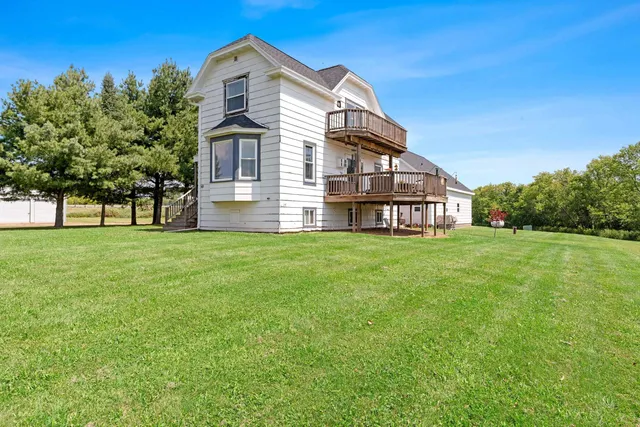 $474,900 | N555 Brown Road, Weyauwega, WI 54983