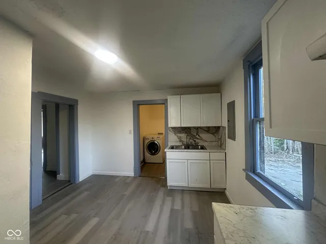 $1,350 | 1437 Kappes Street, Indianapolis, IN 46221