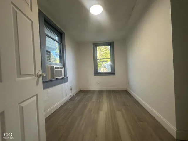 $1,350 | 1437 Kappes Street, Indianapolis, IN 46221