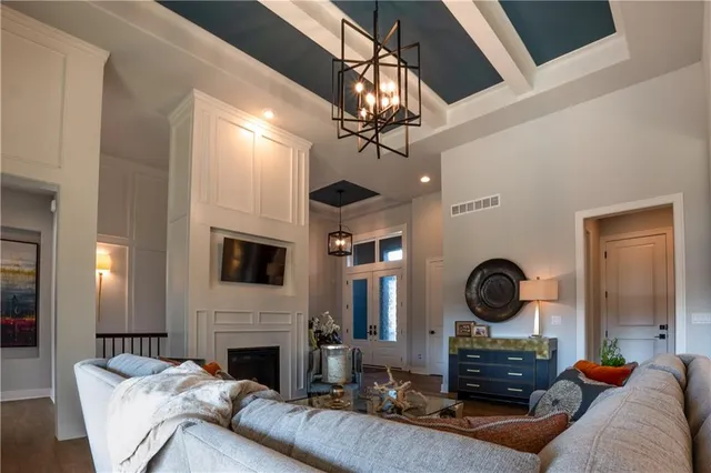 $984,950 | 9301 West 168th Street, Overland Park, KS 66085