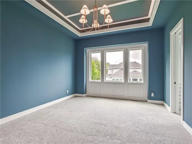 $984,950 | 9301 West 168th Street, Overland Park, KS 66085