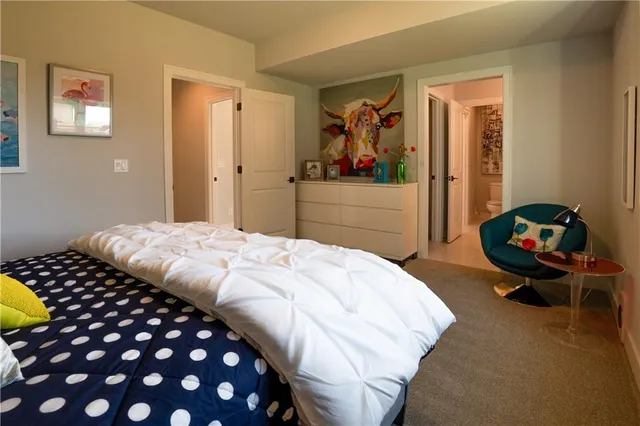 $984,950 | 9301 West 168th Street, Overland Park, KS 66085