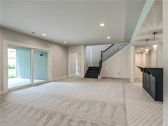 $984,950 | 9301 West 168th Street, Overland Park, KS 66085