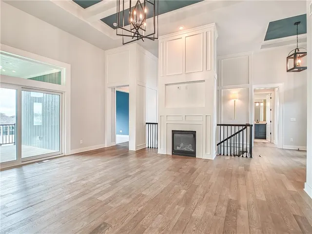 $984,950 | 9301 West 168th Street, Overland Park, KS 66085