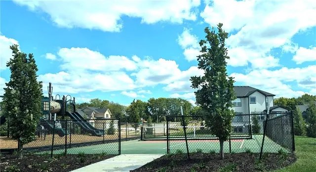 $984,950 | 9301 West 168th Street, Overland Park, KS 66085