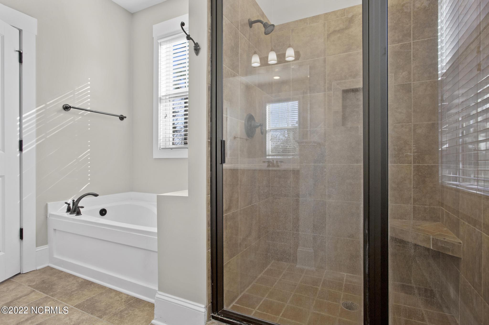206 West Azalea Drive Holly Ridge, NC 28445 - Photo 24 of 27 IMG_2658