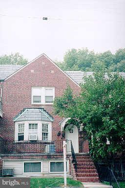 136 Cherrydell Road Baltimore, MD 21228 - Photo 15 of 15 Exterior (Front)
